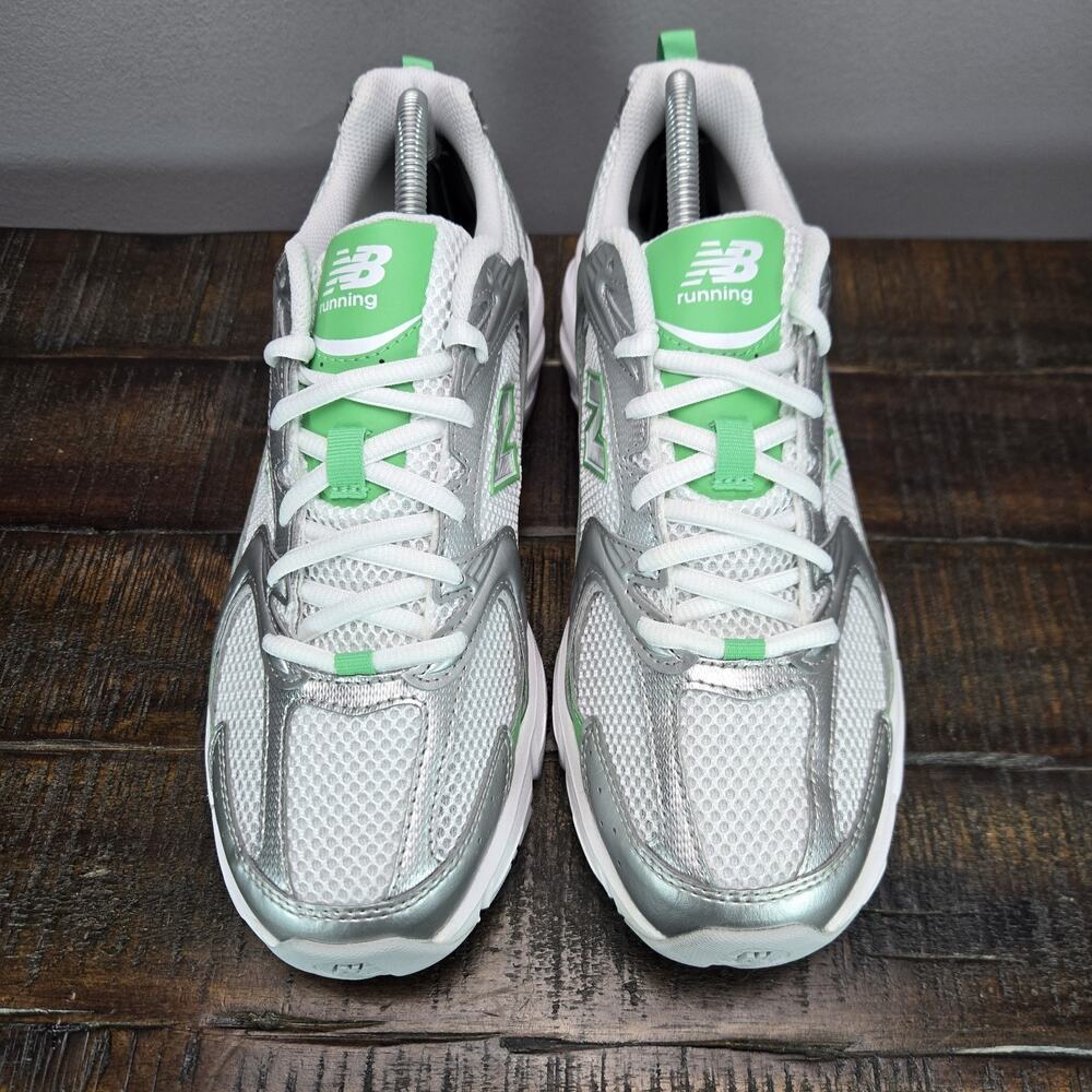 New Balance 530 Womens Size 9.5 D Running Shoes U530APL White Green - Picture 2 of 11